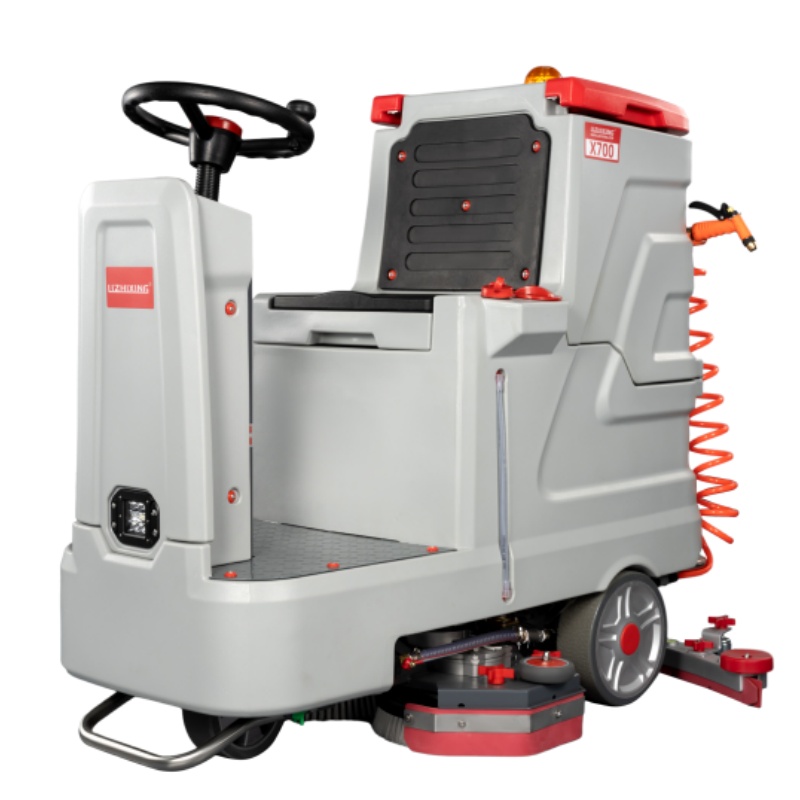 南投坦洁全自动驾驶式洗地机X700